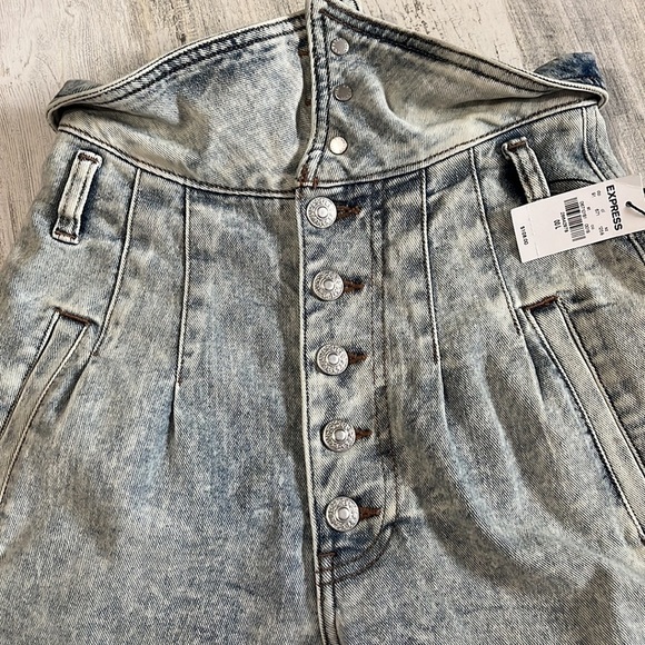 Express Editor Button Fly Acid Wash Jeans Size 00 NWT - Picture 6 of 12